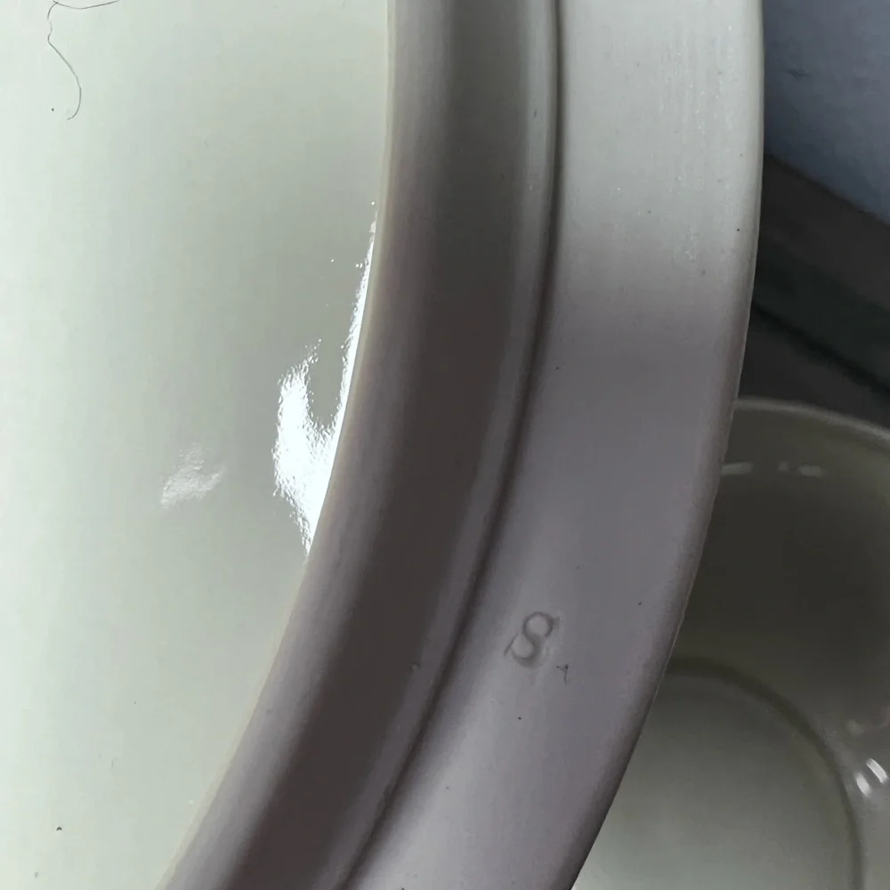 Heinrich & Co. Vtg. Selb Bavaria “Senta”‎ Covered Serving Bowl/Tureen Pink